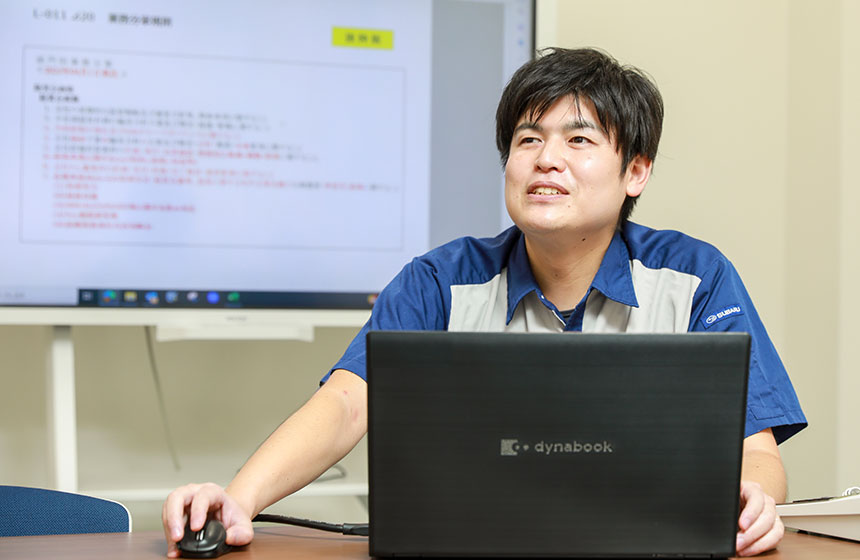 社員インタビュー 企画管理本部